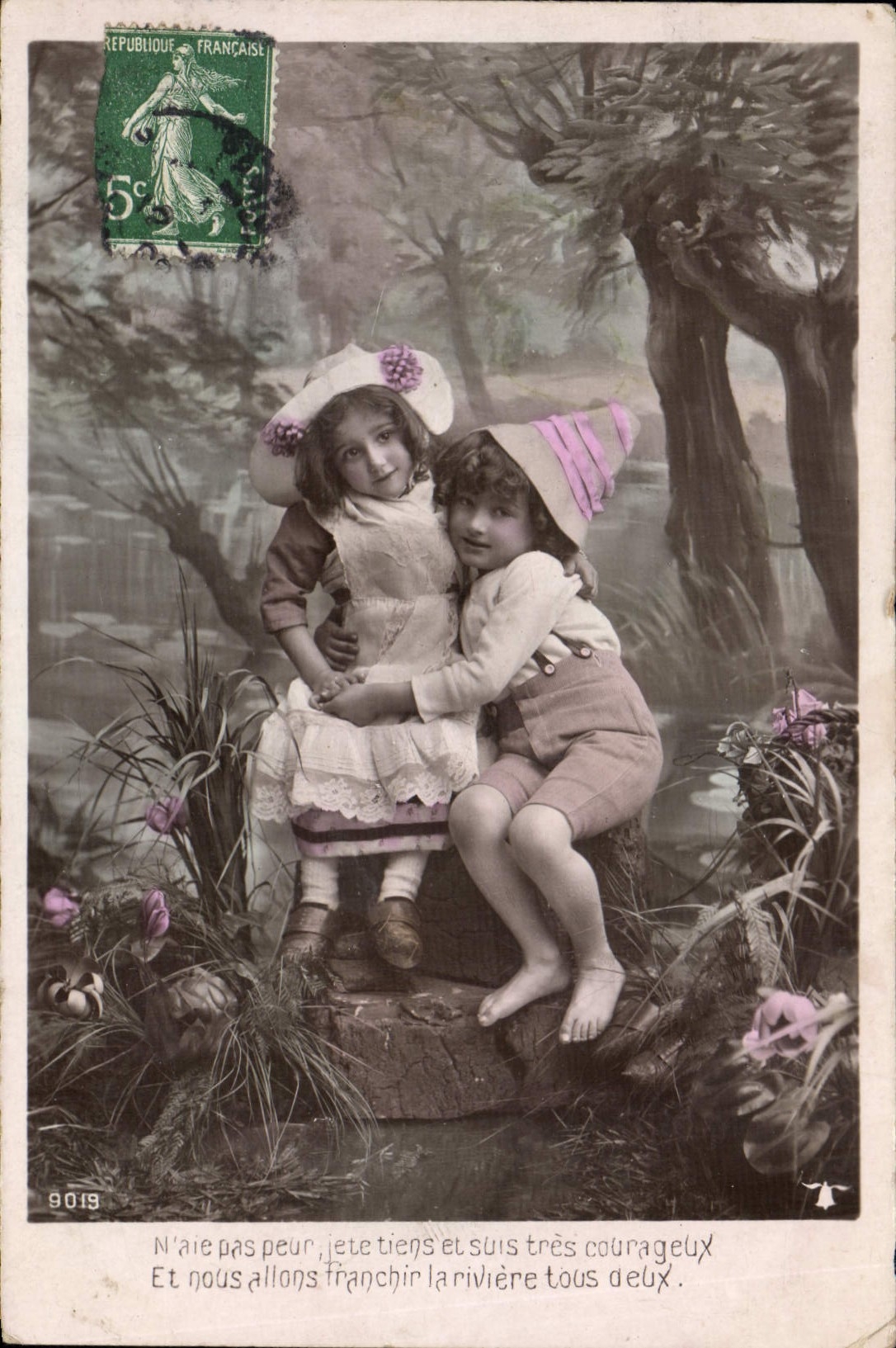 VINTAGE POSTCARD Fantasy Children