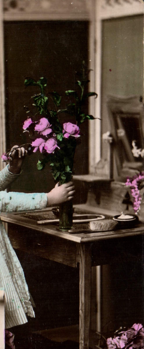 VINTAGE POSTCARD Fantasy Child