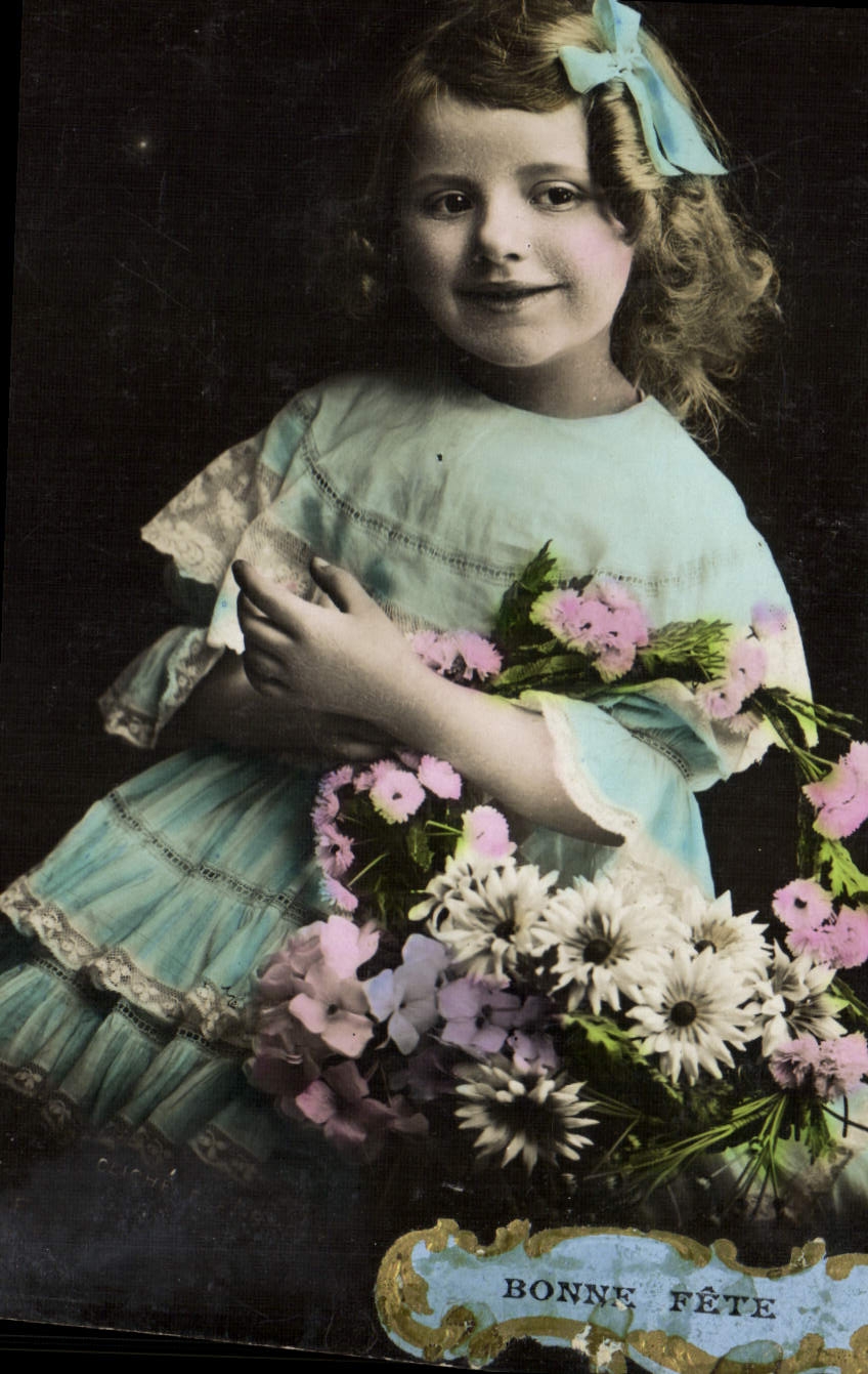 VINTAGE POSTCARD Fantasy Child