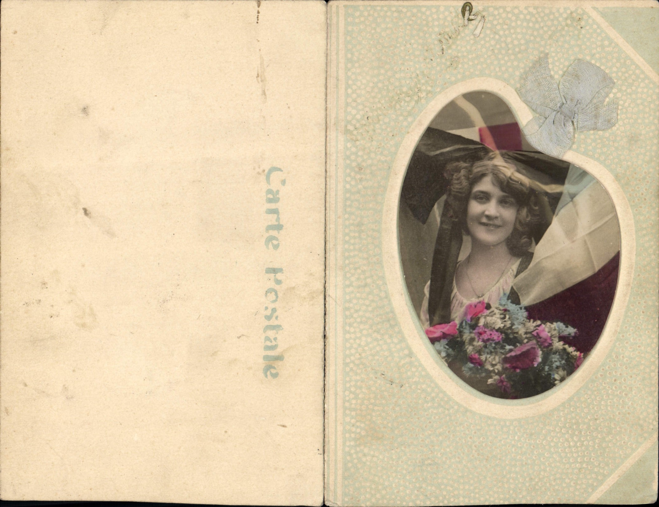 CPA Fantaisie Femme Alsace Drapeau