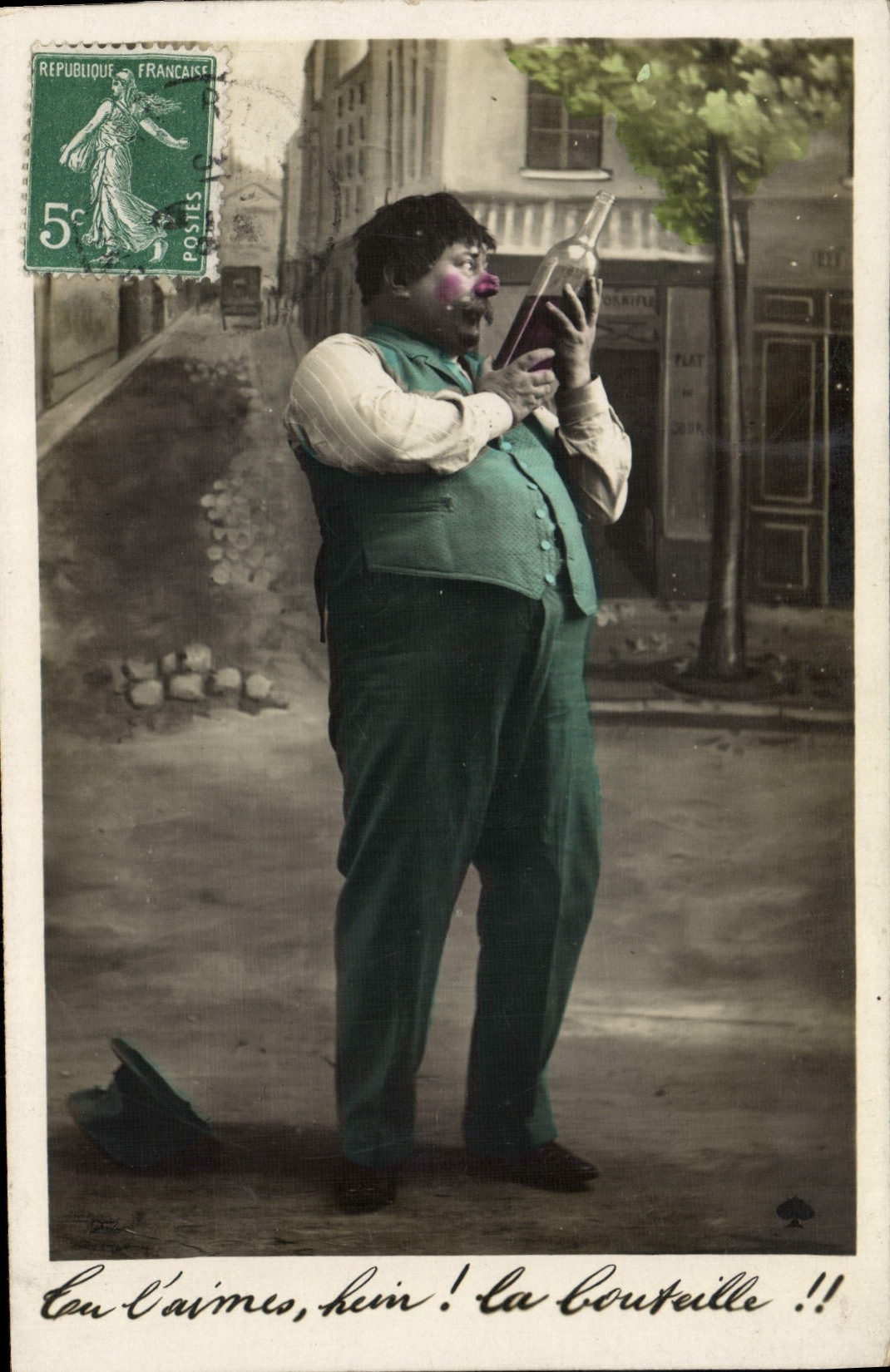 CPA Fantaisie Homme Bouteille Alcool