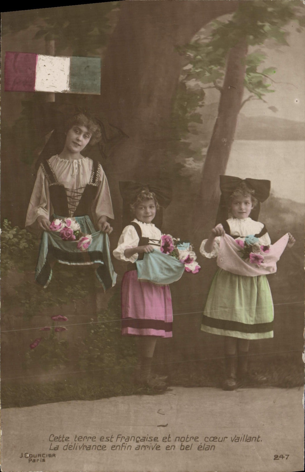 VINTAGE POSTCARD Fantasy Woman Children Alsace Flag