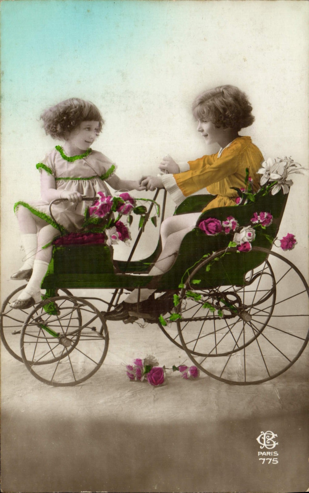 VINTAGE POSTCARD Fantasy Children