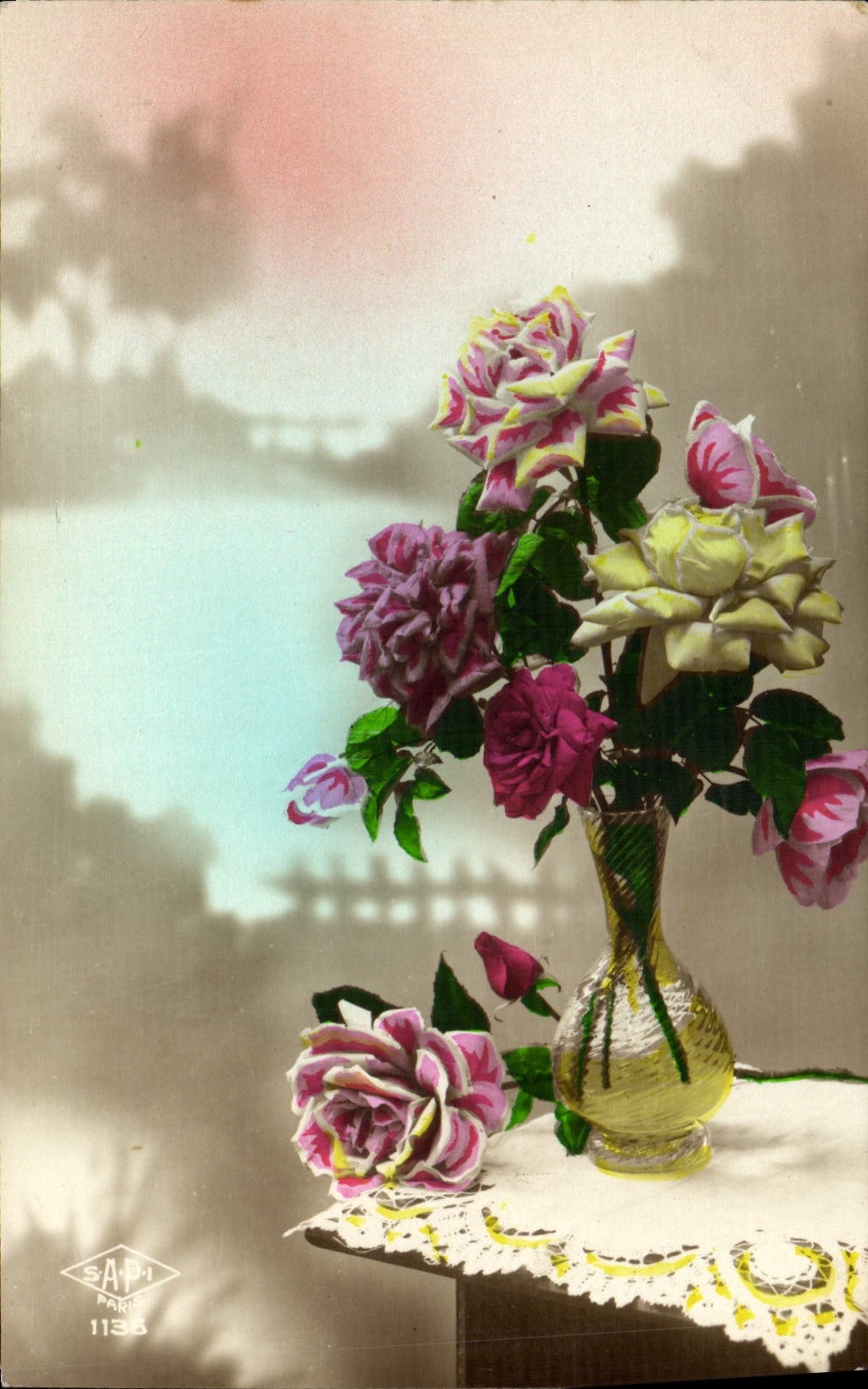 Flores de la fantasía de la POSTAL de la VENDIMIA