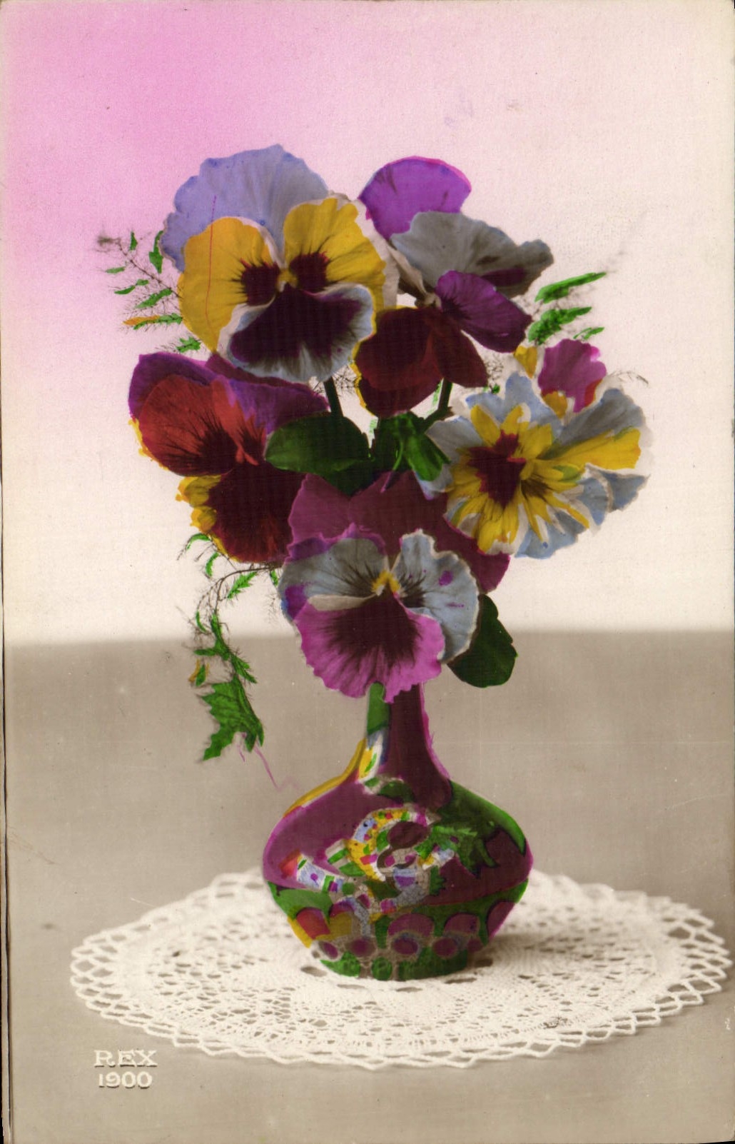 Flores de la fantasía de la POSTAL de la VENDIMIA