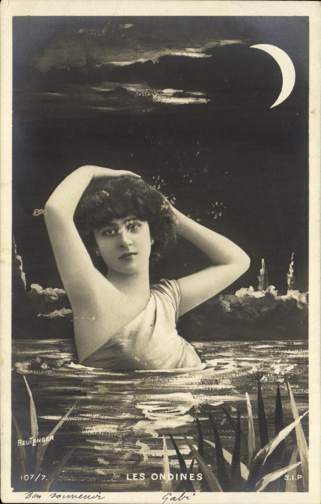 CPA Fantaisie Femme Les ondines