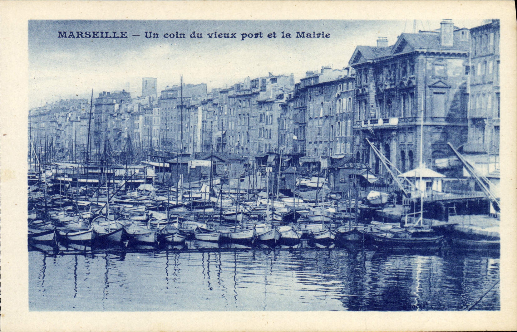 POSTAL Marsella de la VENDIMIA una esquina del puerto viejo y de los barcos del ayuntamiento