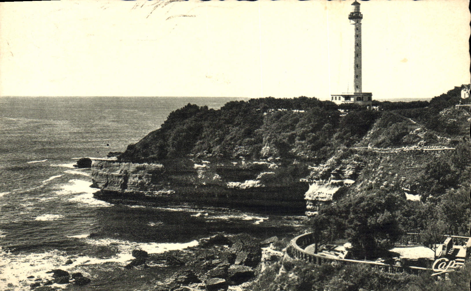 VINTAGE POSTCARD Biarritz the Lighthouse And Gardens