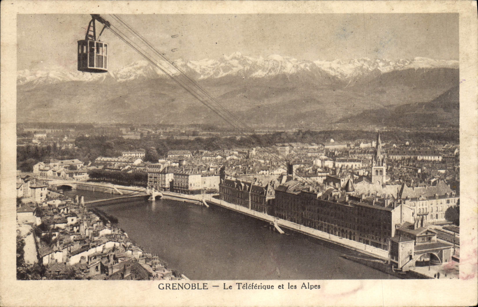 CPA Grenoble Le Teleferique Et Les Alpes
