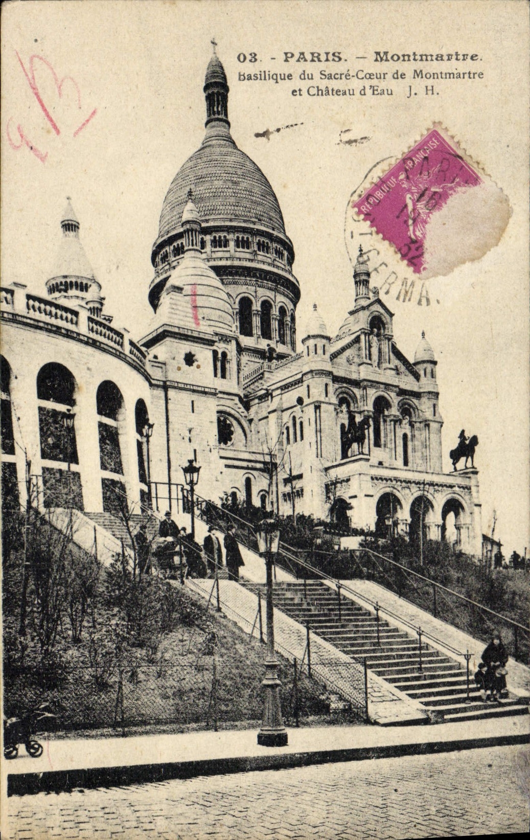 CPA Paris Montmartre Basilique Du Sacre Coeur De Montmartre Et Chateau D'Eau