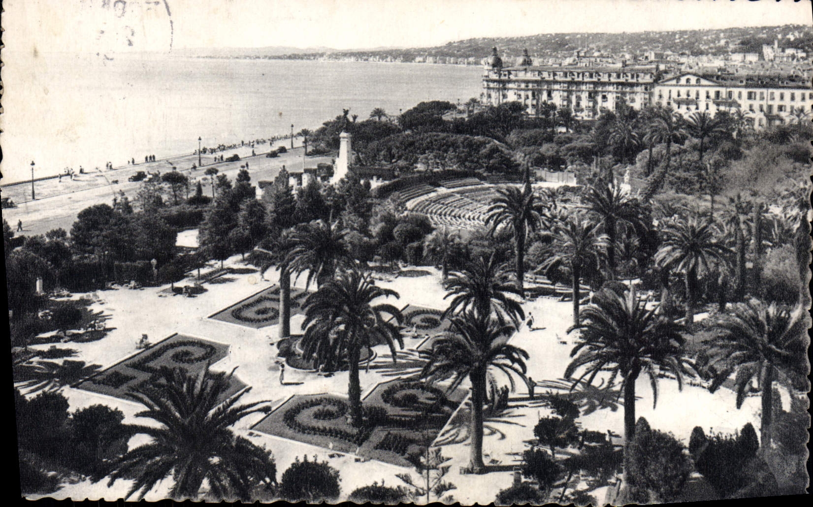 CPM Nice Les Jardins Albert 1er