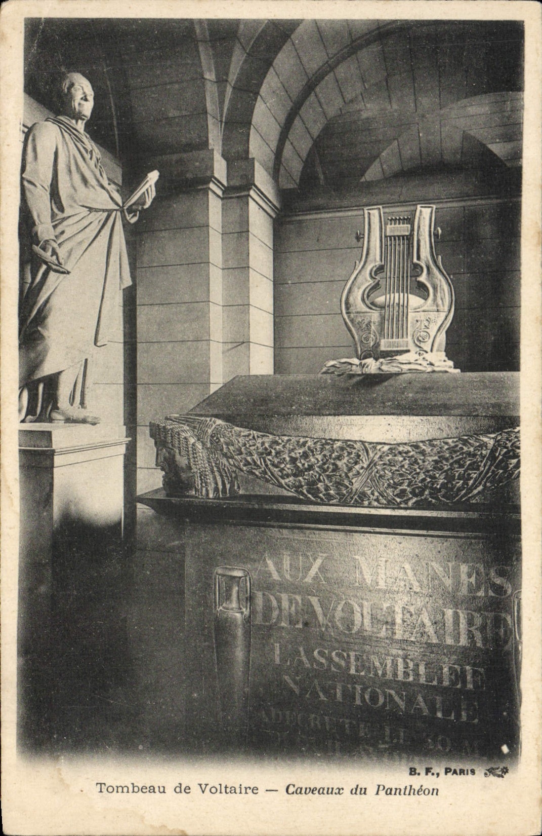 VINTAGE POSTCARD Paris Tomb of Voltaire Caveaux of the Pantheon