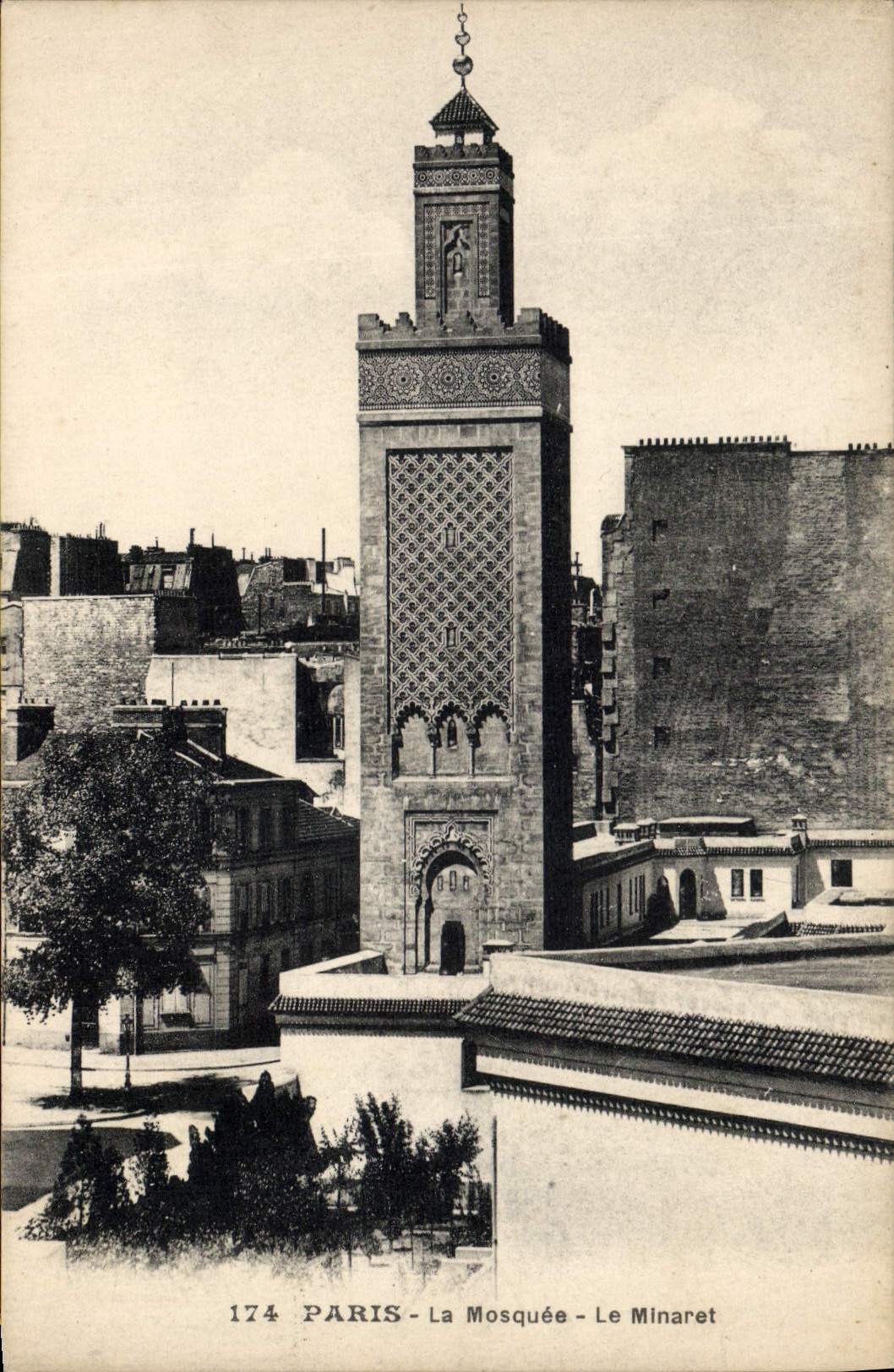 VINTAGE POSTCARD Paris the Mosque the Minaret
