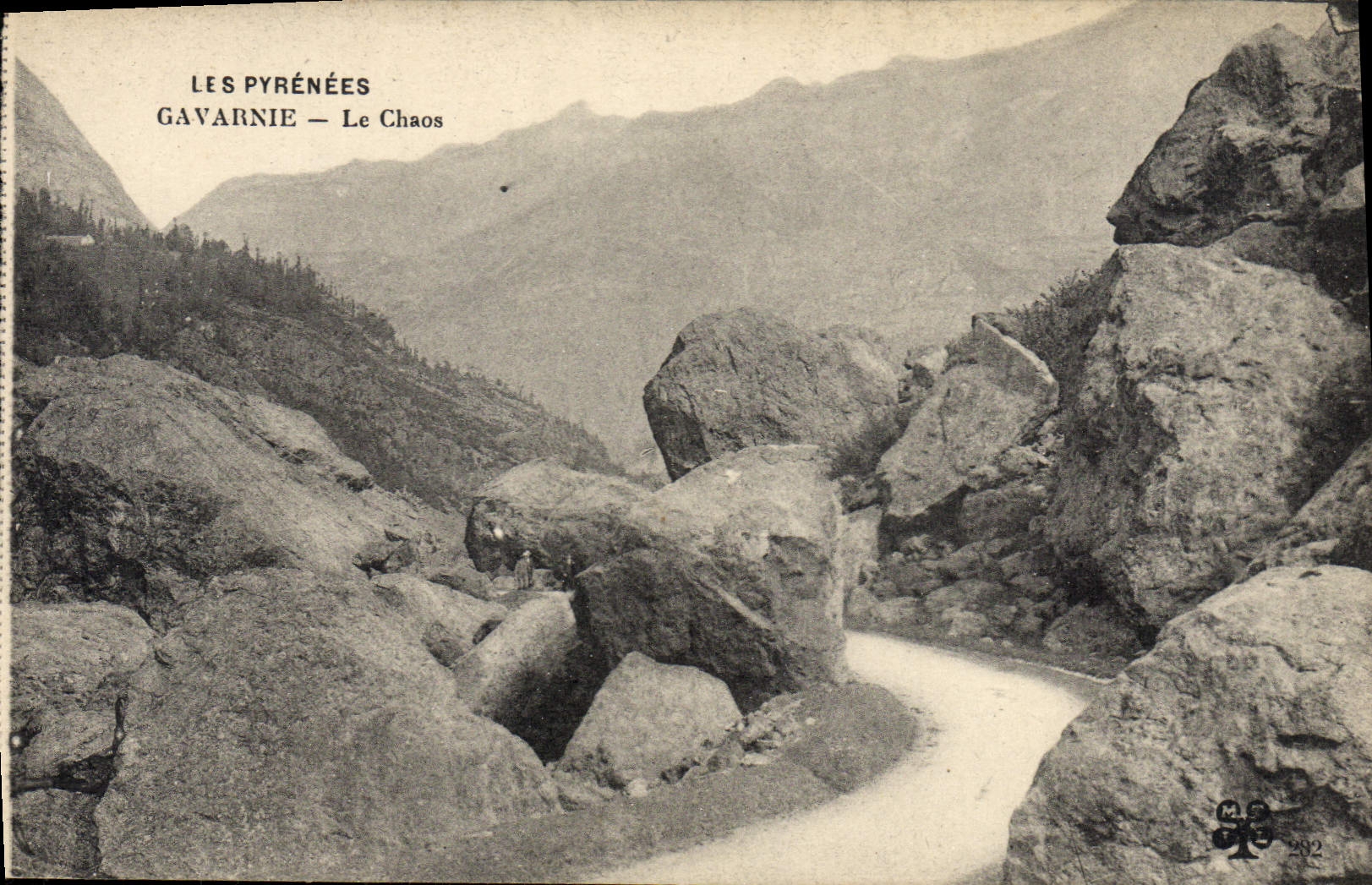 VINTAGE POSTCARD Gavarnie Chaos