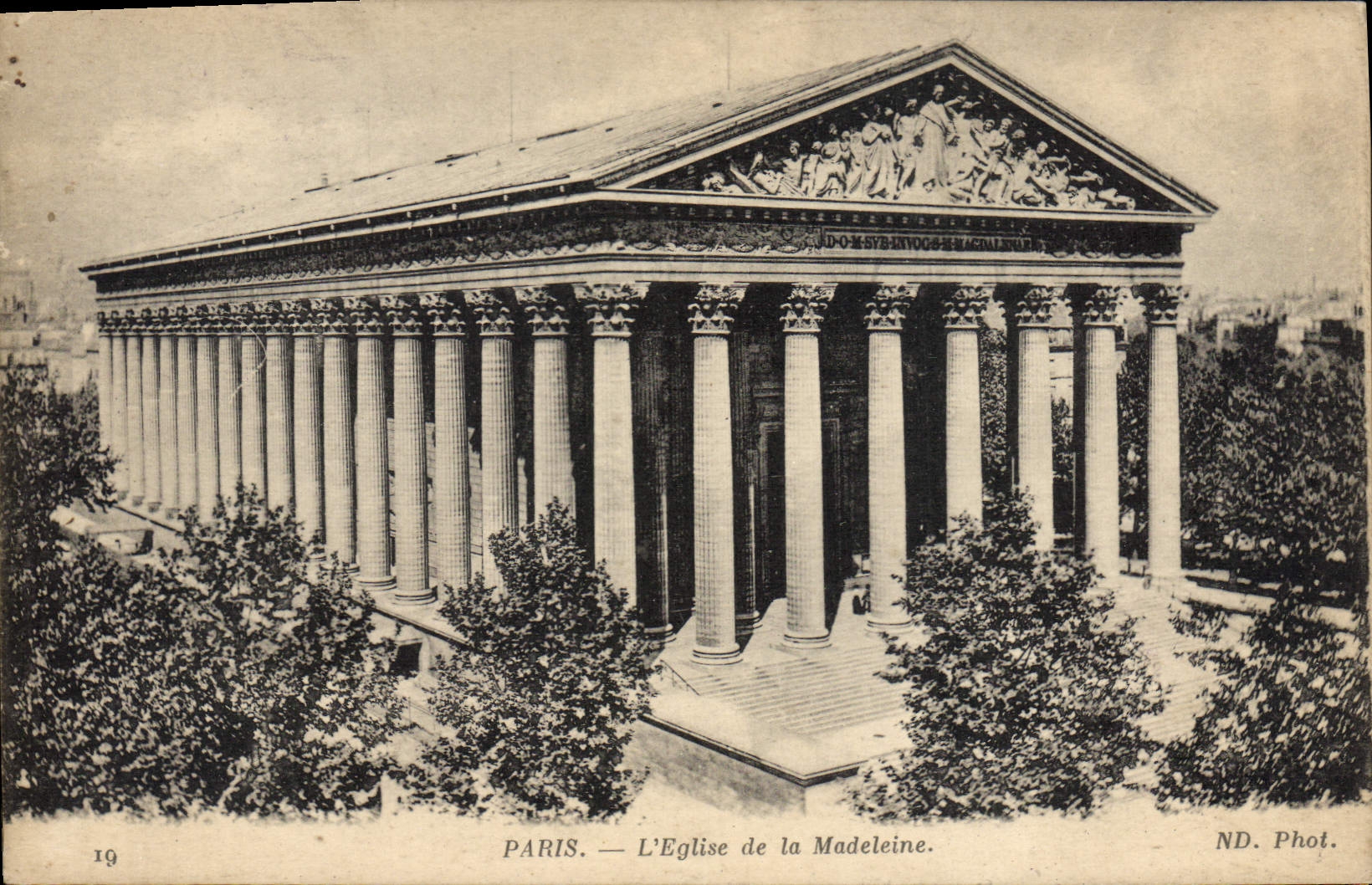 VINTAGE POSTCARD Paris the Church of the Madeleine