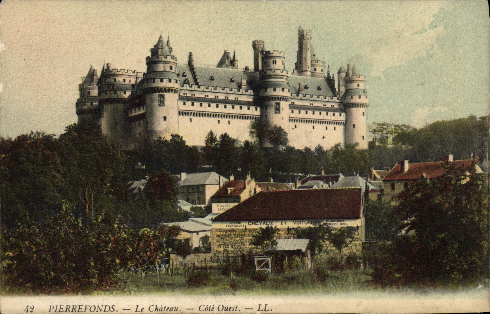 VINTAGE POSTCARD Pierrefonds the Castle West coast