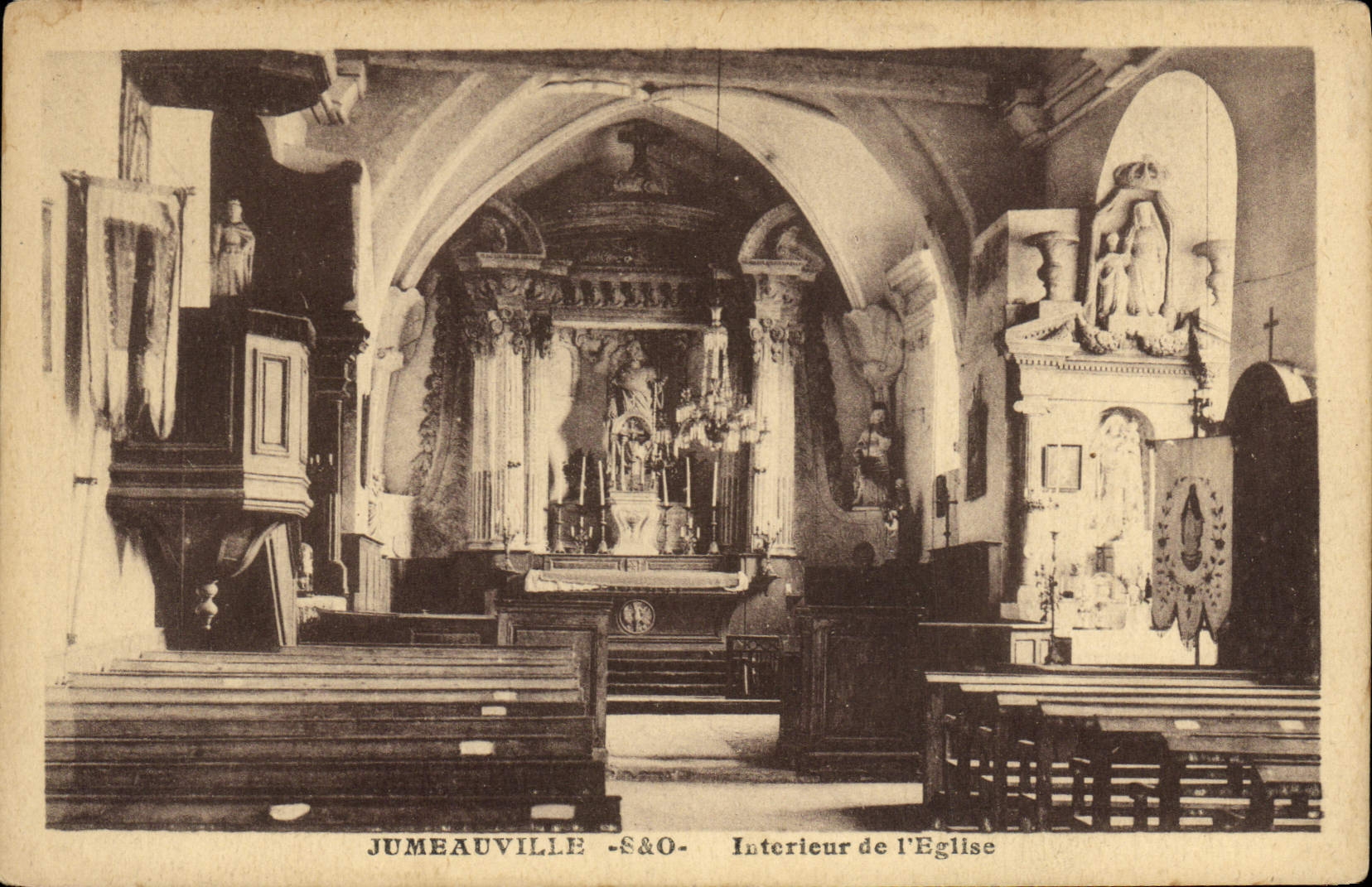 VINTAGE POSTCARD Interior Jumeauville of the Church