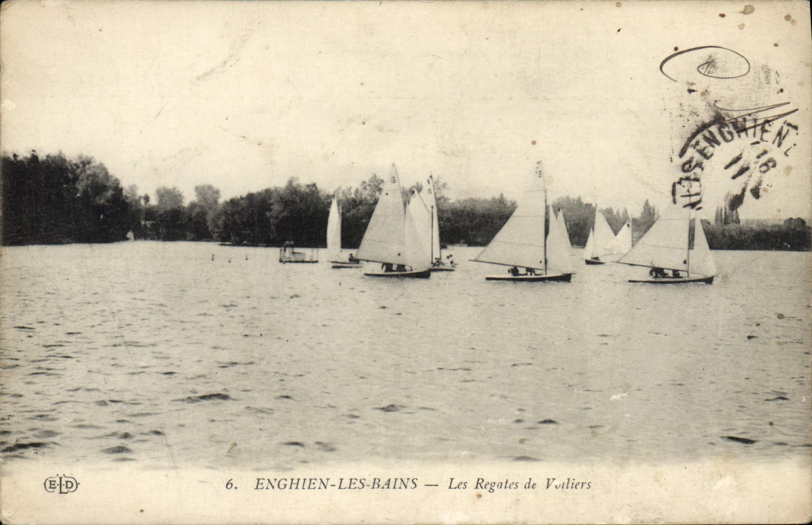 CPA Enghien Les Bains Les Regates De Voiliers Bateaux