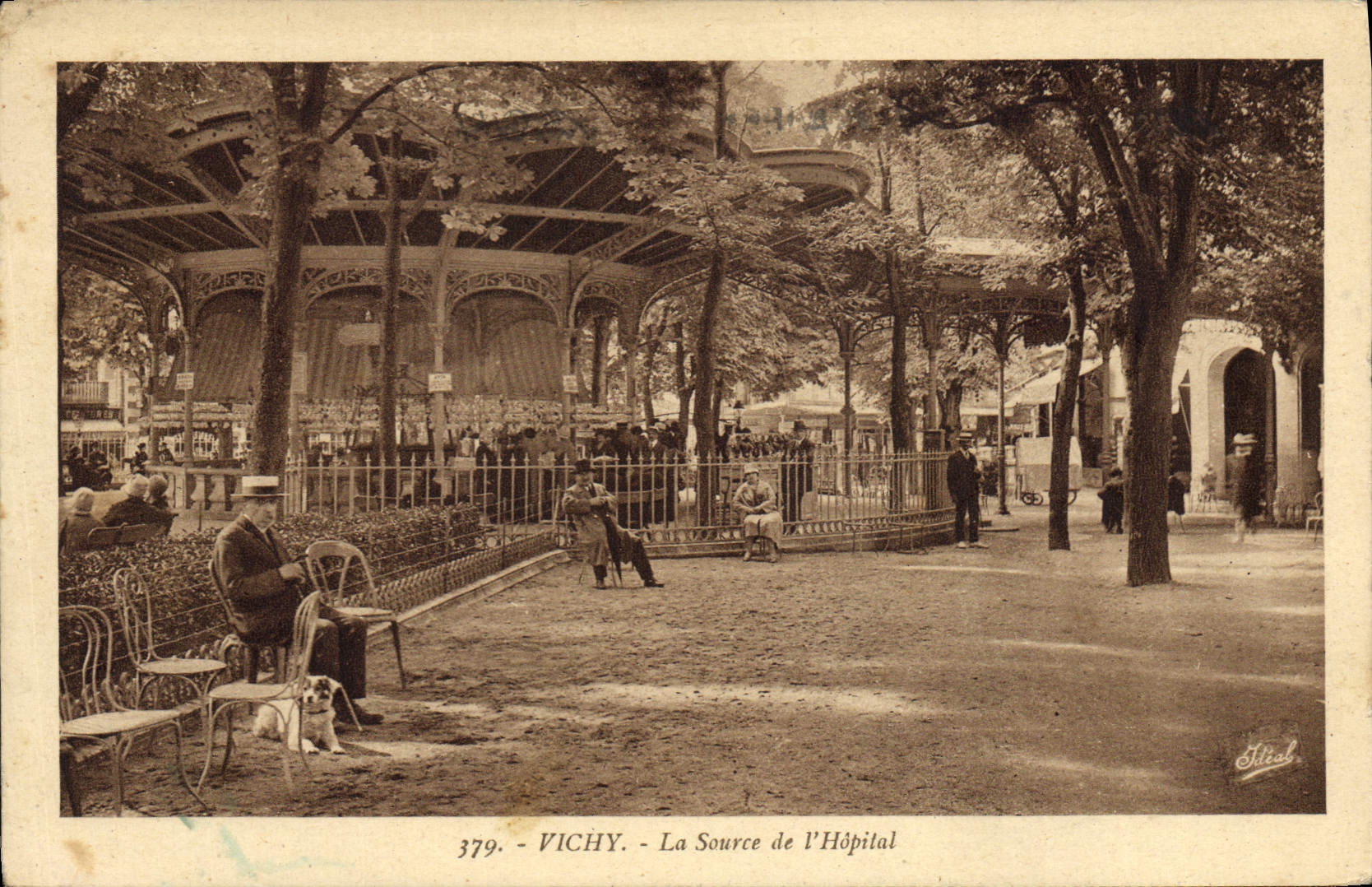 CPA Vichy La Source de l'Hopital