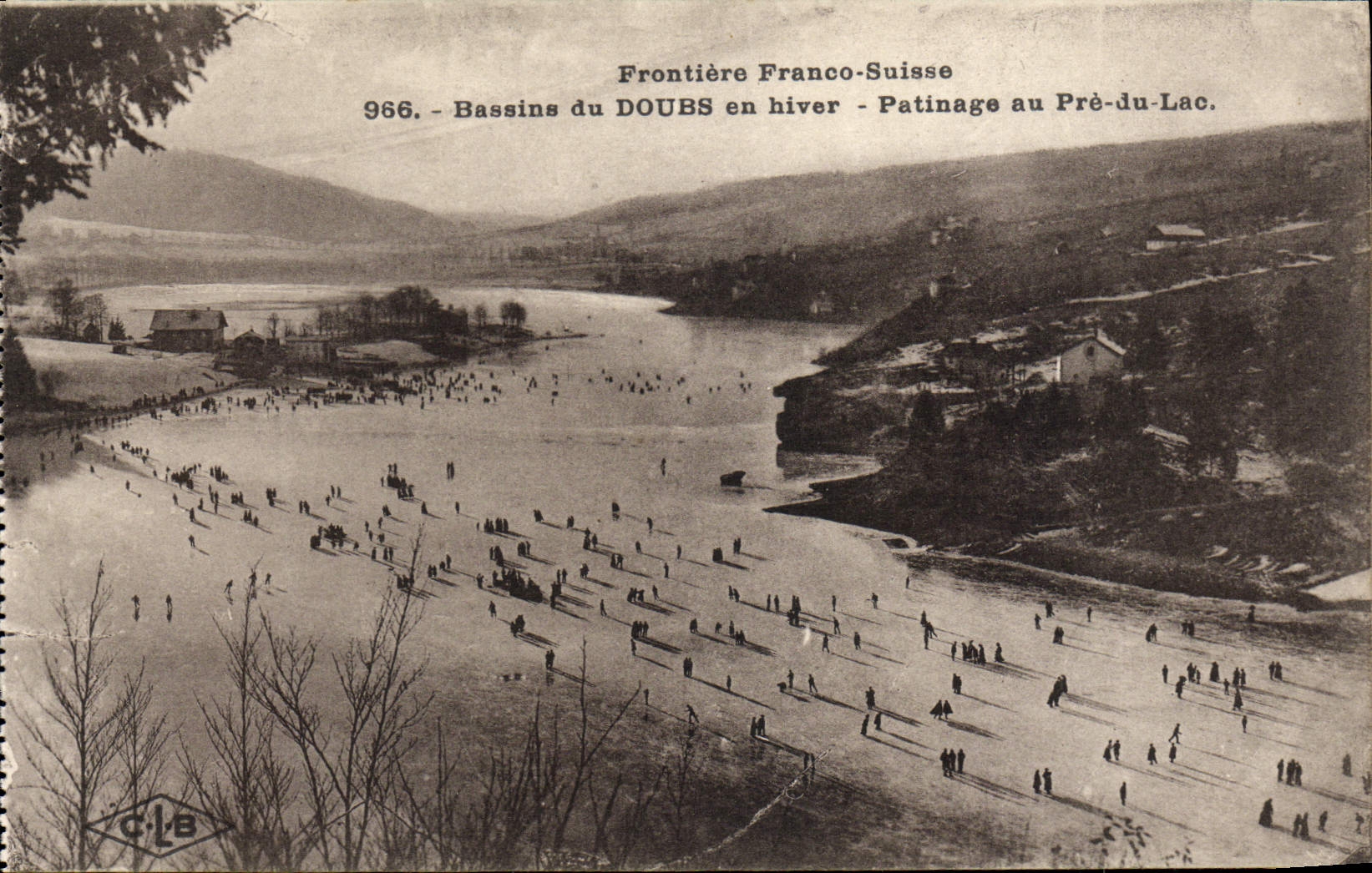 VINTAGE POSTCARD Free Swiss Border Basins Of Doubs in winter Ice-skating with Pre of the Lake
