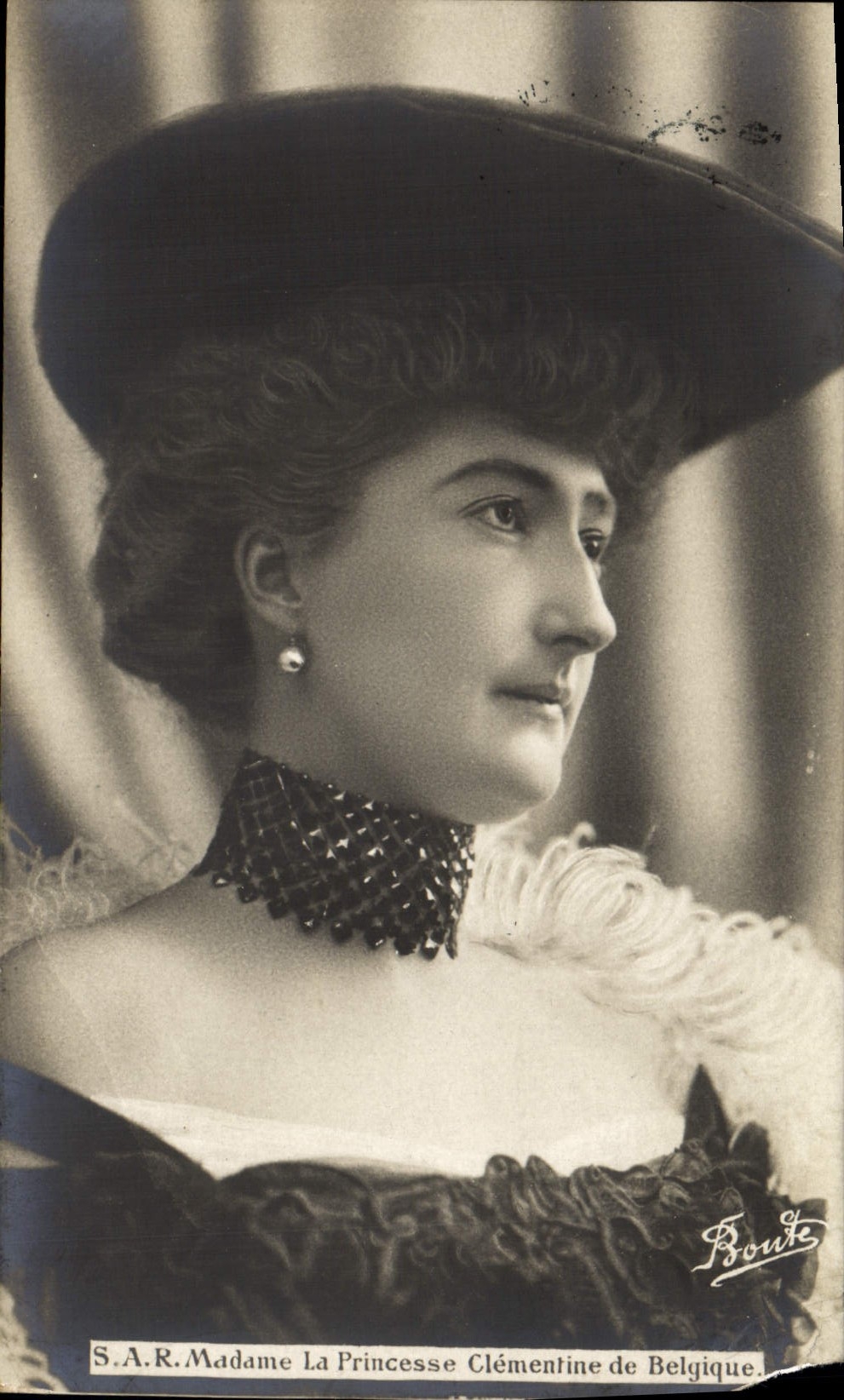 VINTAGE POSTCARD S.A.R.Madame the Princess Clementine Of Belgium