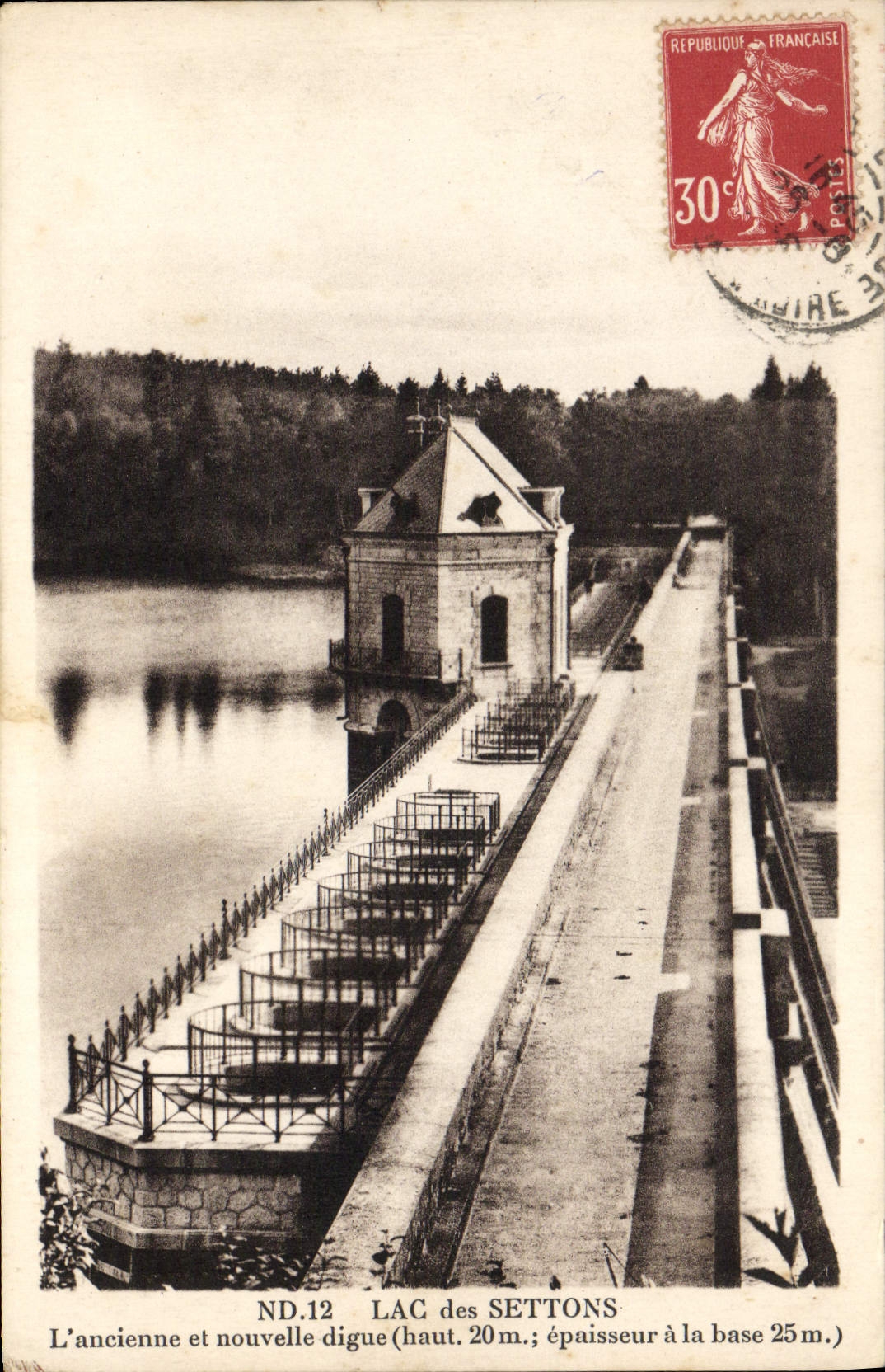 VINTAGE POSTCARD Lake Of Settons the Old one And New Dam