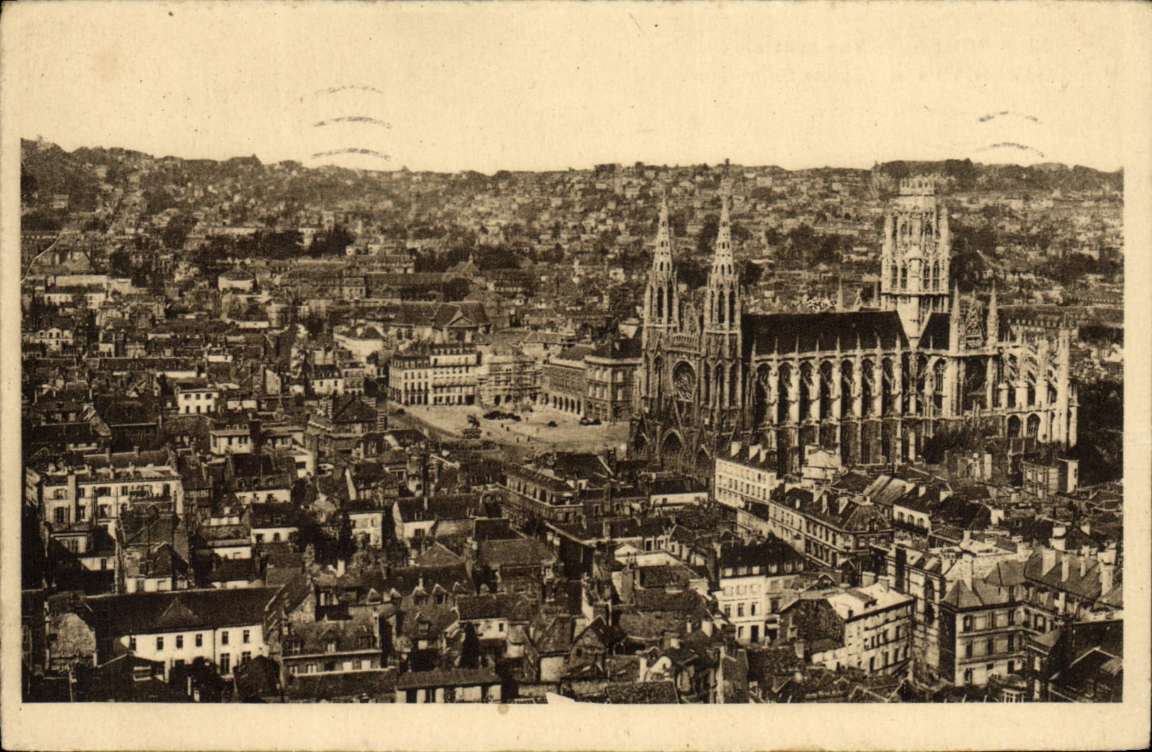 CPA Rouen Vue Generale Place Hotel De Vile Et I Eglise Saint Ouen