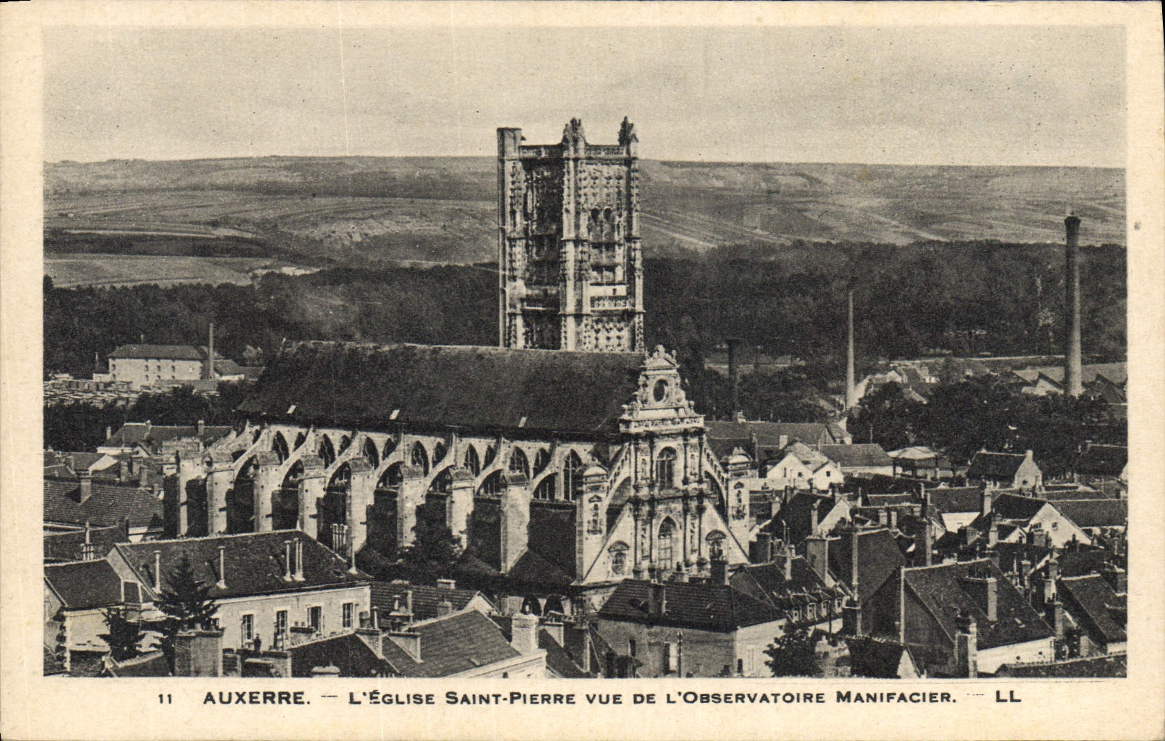 CPA Auxerre L Eglise Saint Pierre Vue De L'Observatoire Manifacier