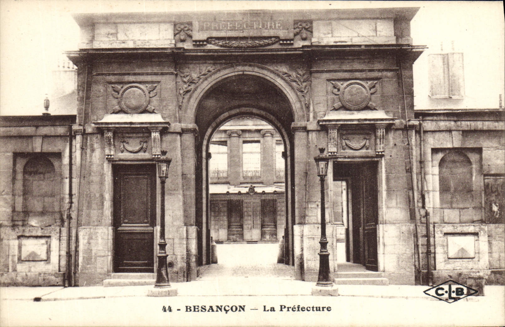 CPA Besancon La Prefecture