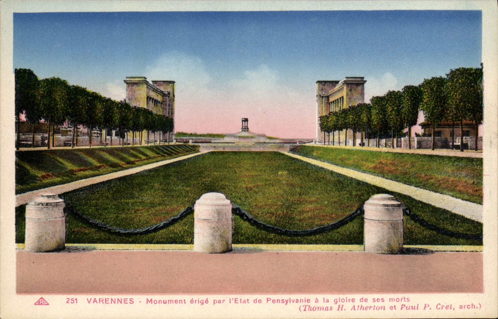 VINTAGE POSTCARD Varennes Monument sets up by the state of Pennsylvania to the glory of its deaths