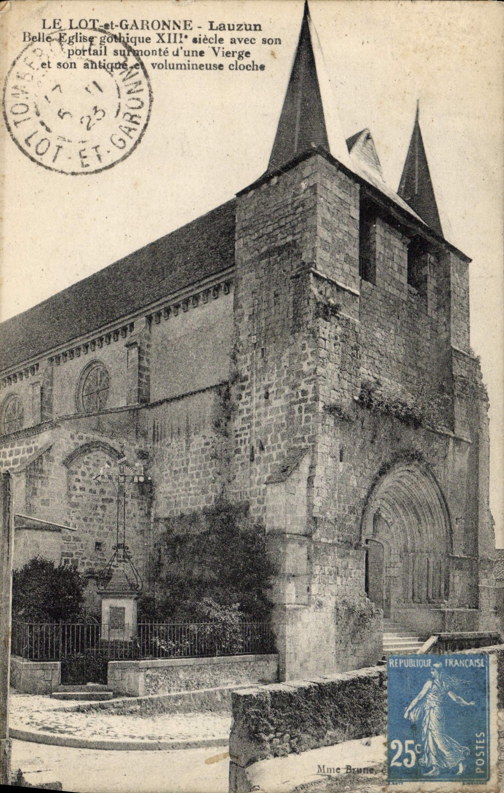CPA Lauzun Eglise gothique 