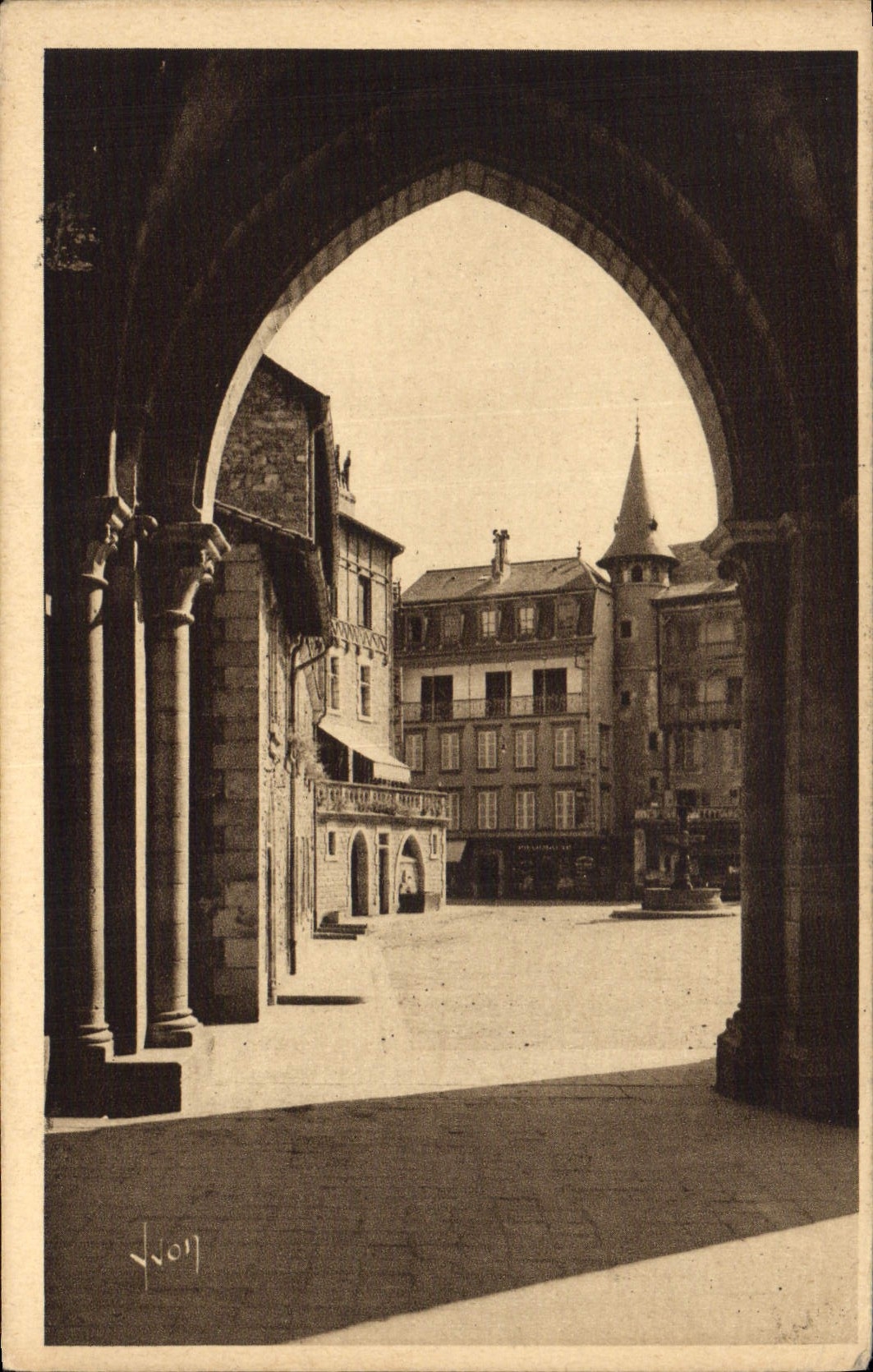 VINTAGE POSTCARD Tulle Square Of the Cathedral and place Emile Zola