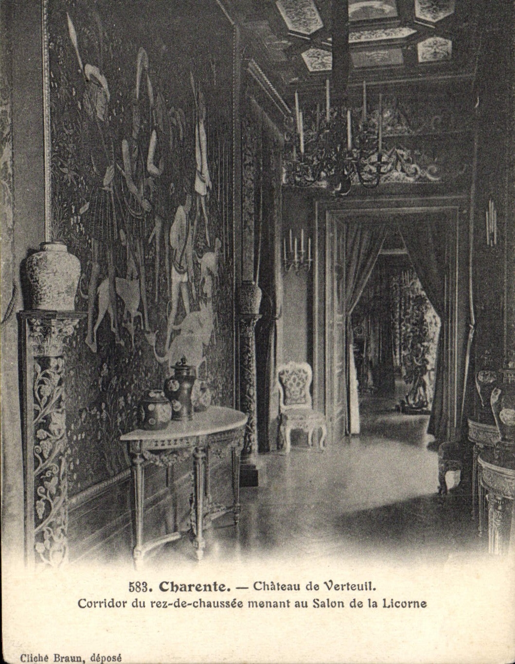 POSTAL Charente Castle De Verteuil Corridor de la VENDIMIA del rez del camino que lleva a la sala de estar del unicornio
