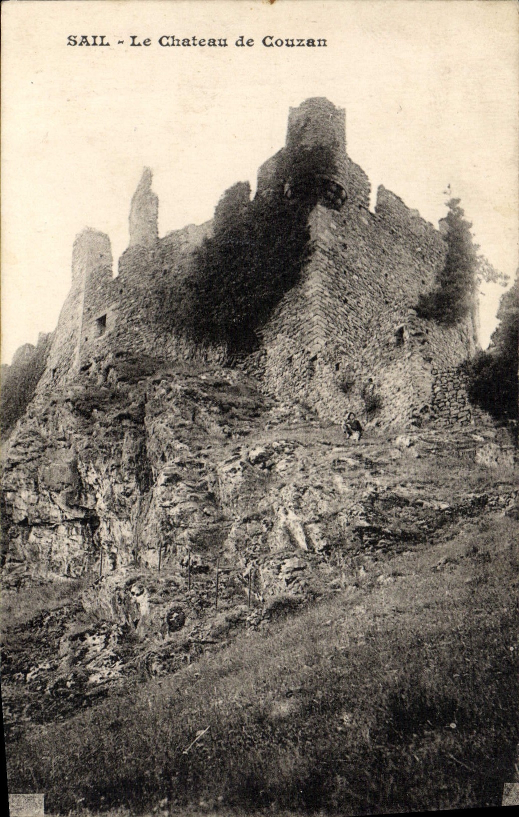 CPA Sail Le Chateau De Couzan