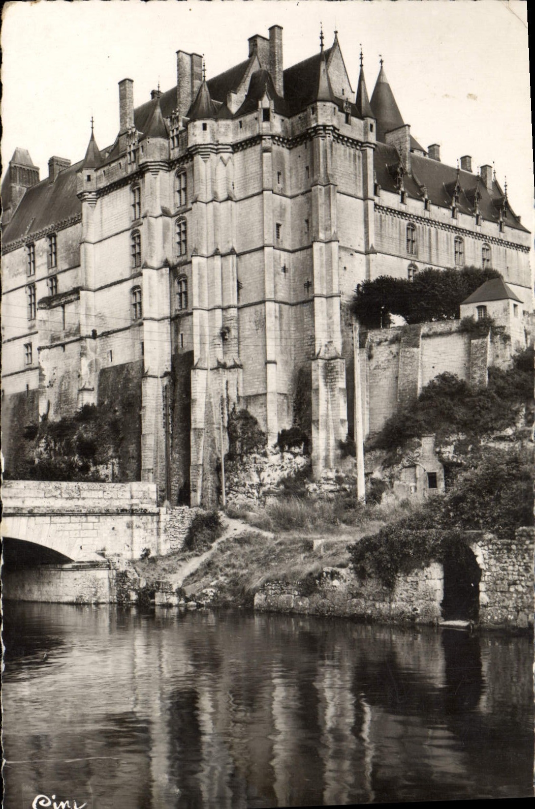 CPM Chateaudun Le Chateau