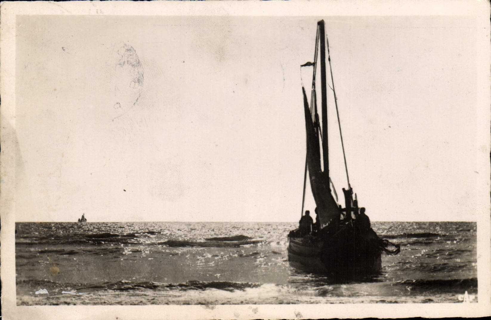 MODERN CARD Berck Beach Arrived Of a Fishing Vessel