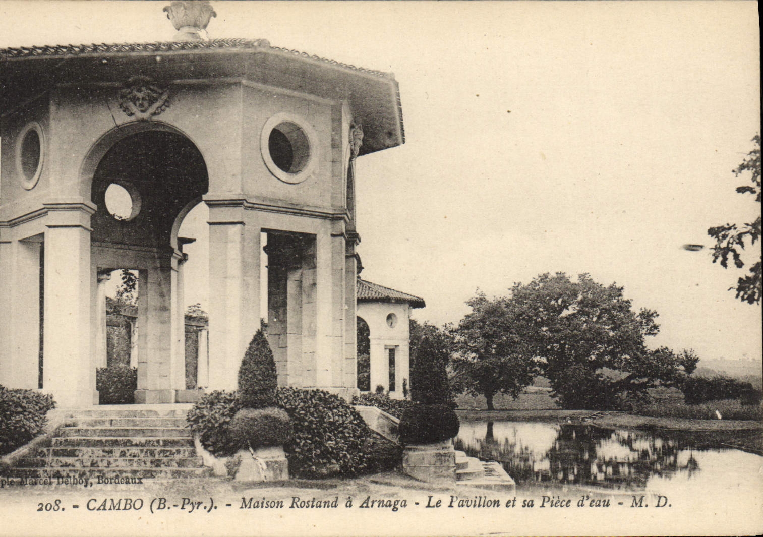 VINTAGE POSTCARD Cambo Maison Rostand has Arnaga the Water House And Its Part