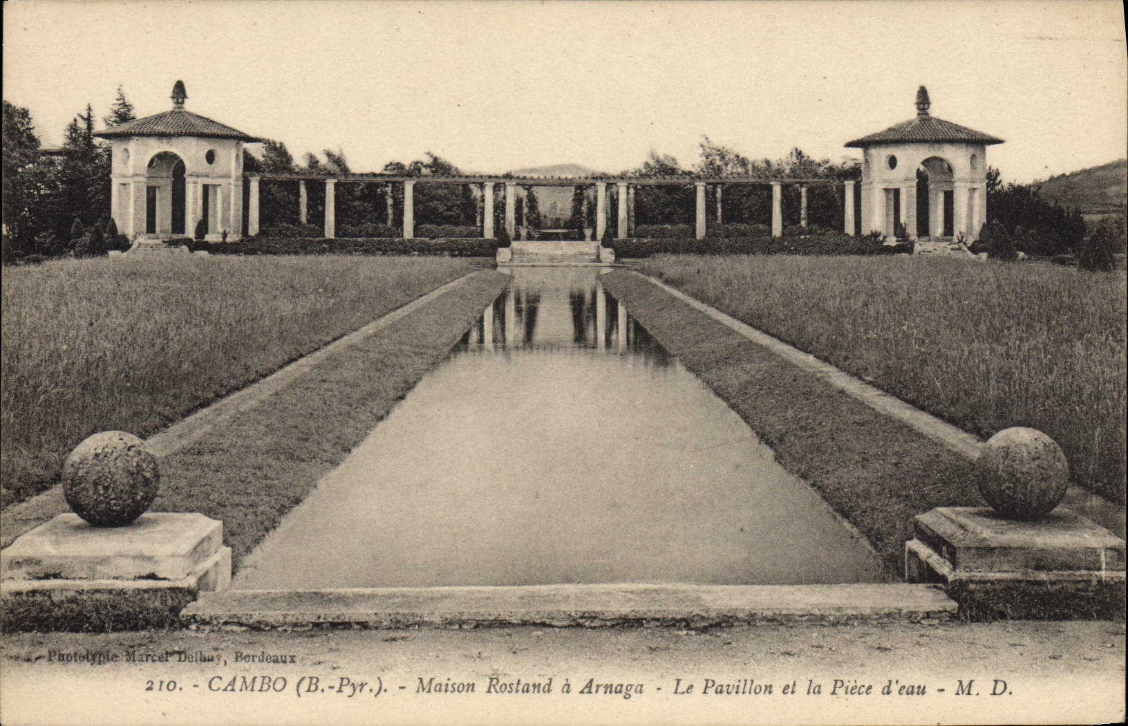 VINTAGE POSTCARD Cambo House Of Edmond Rostand the water house and part