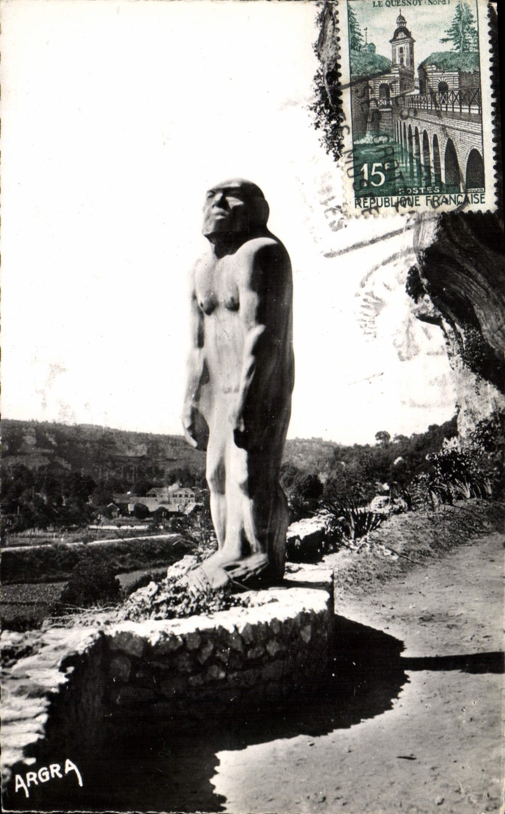 CPM Les Eyzies L'homme primitif de Paul Darde