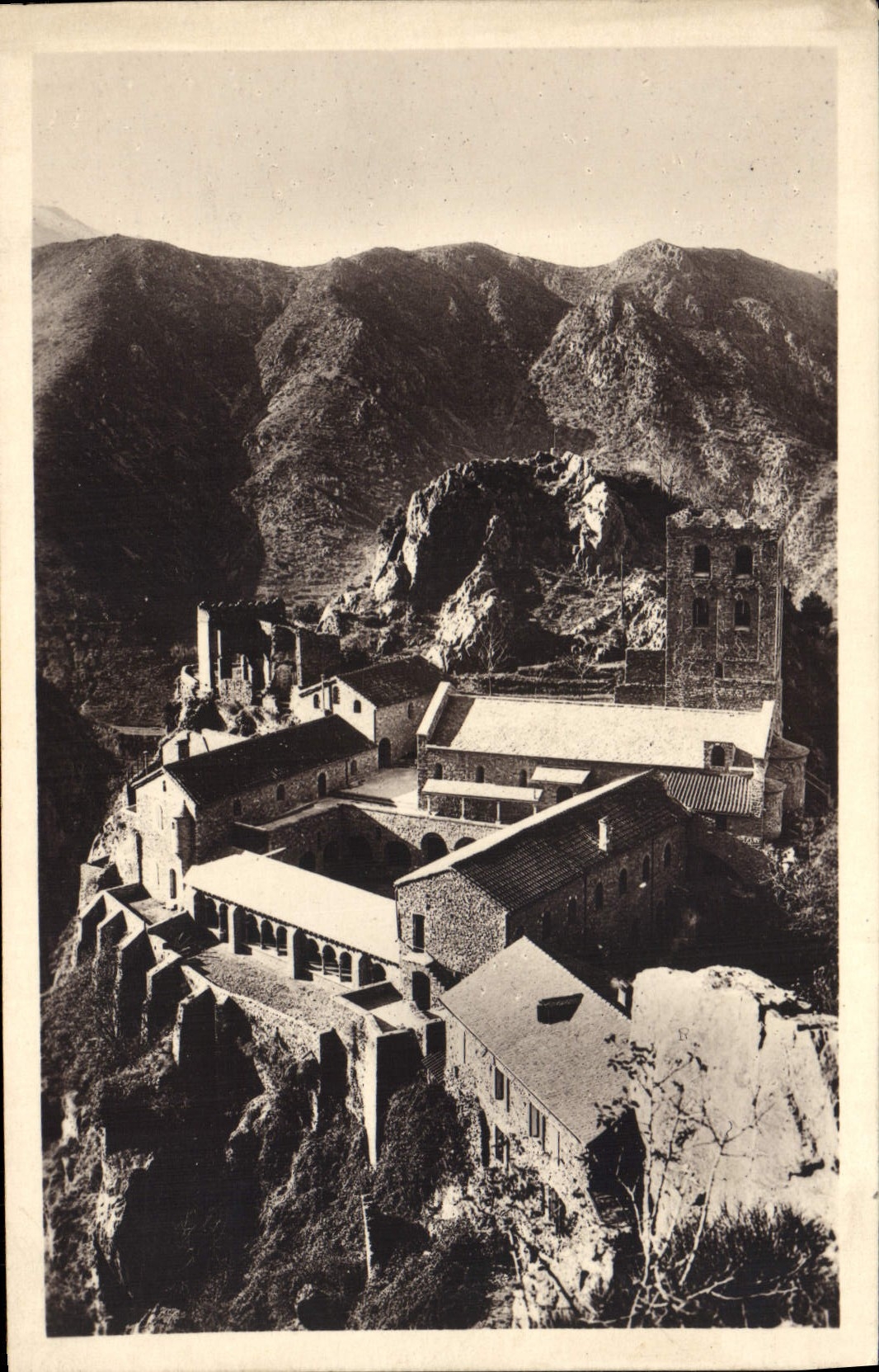 VINTAGE POSTCARD Abbey of St Martin of Canigou