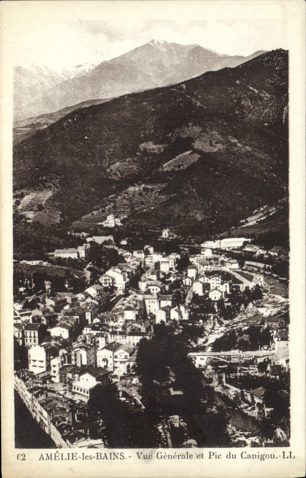 VINTAGE POSTCARD Amelie les Bains View and the peak of Canigou