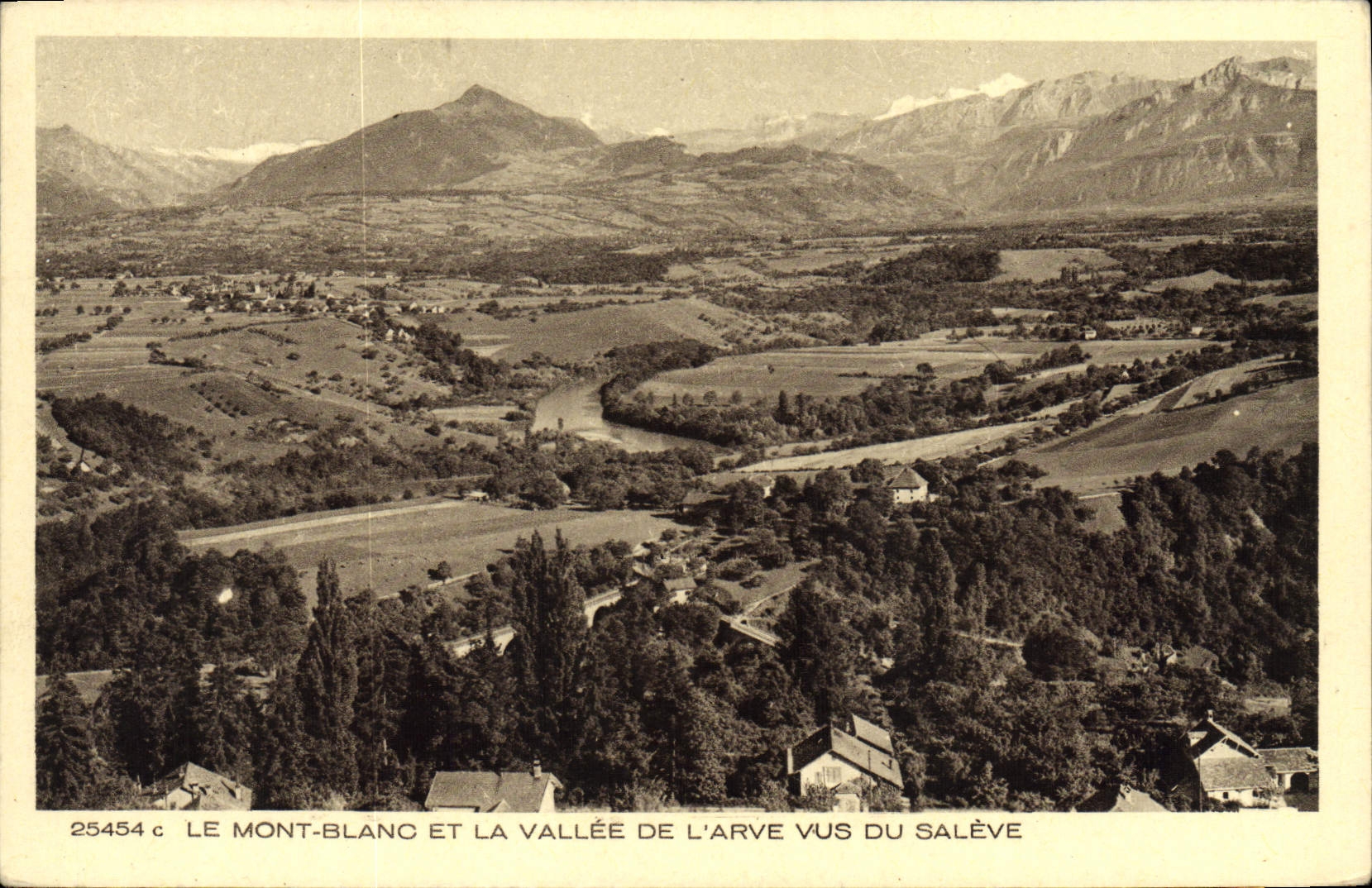 CPA Le Mont Blanc Et La Vallee De L Arve Vus Du Saleve
