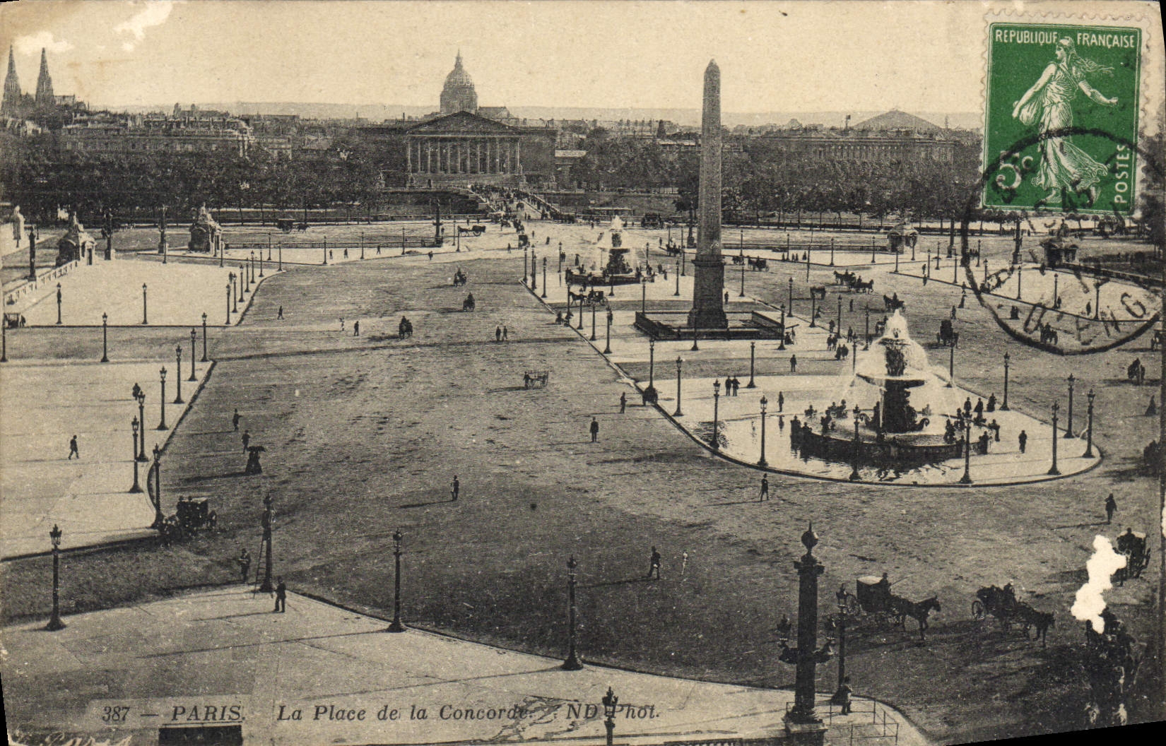 CPA Paris La Place de la Concorde