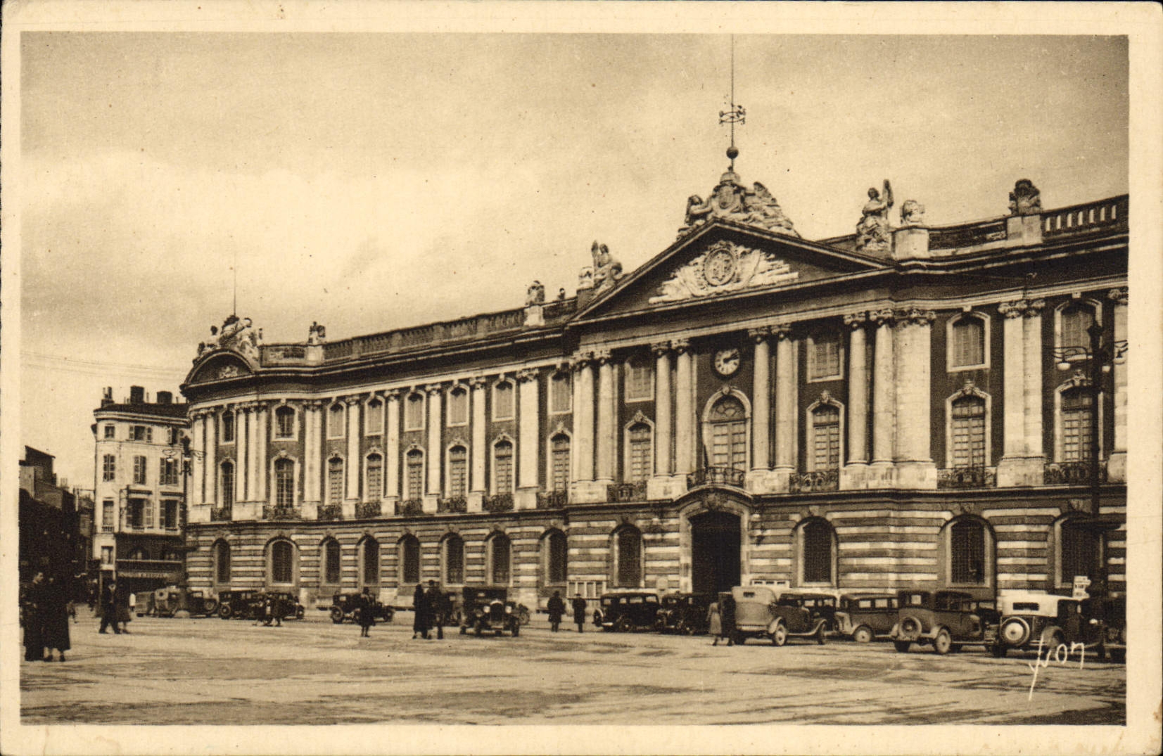 VINTAGE POSTCARD Toulouse Capitole