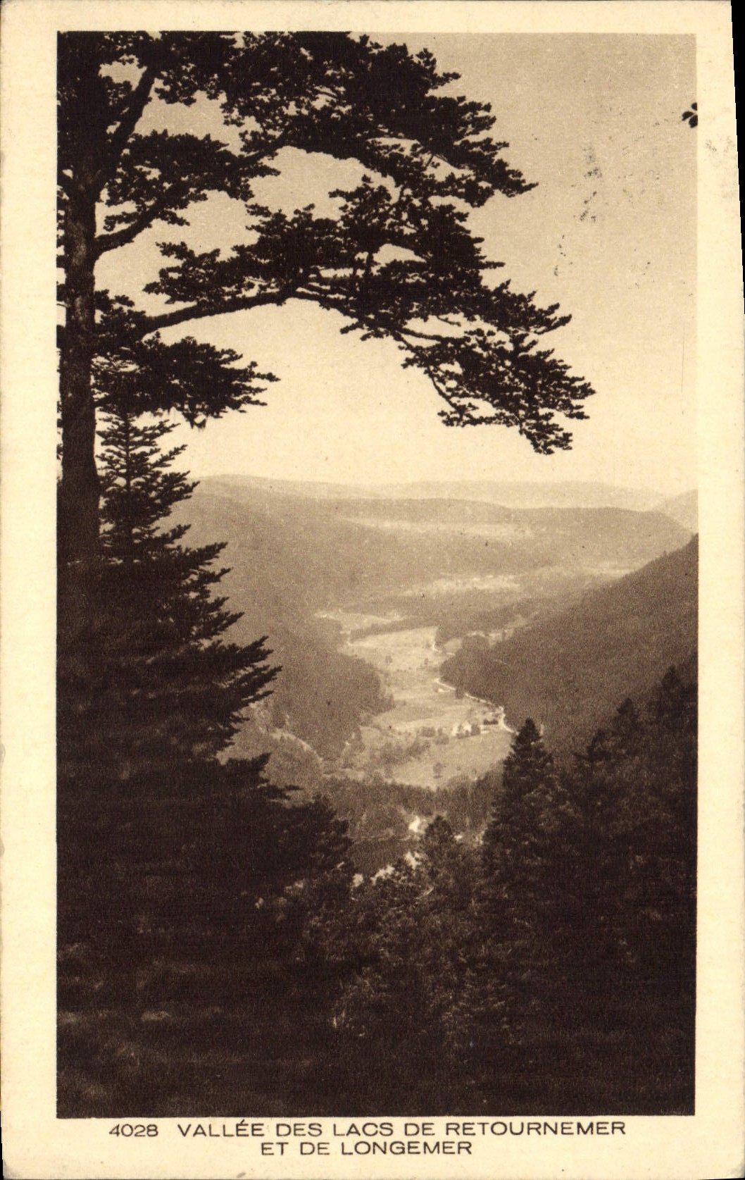 Valle de la POSTAL de la VENDIMIA de los lagos Retournemer y Longemer