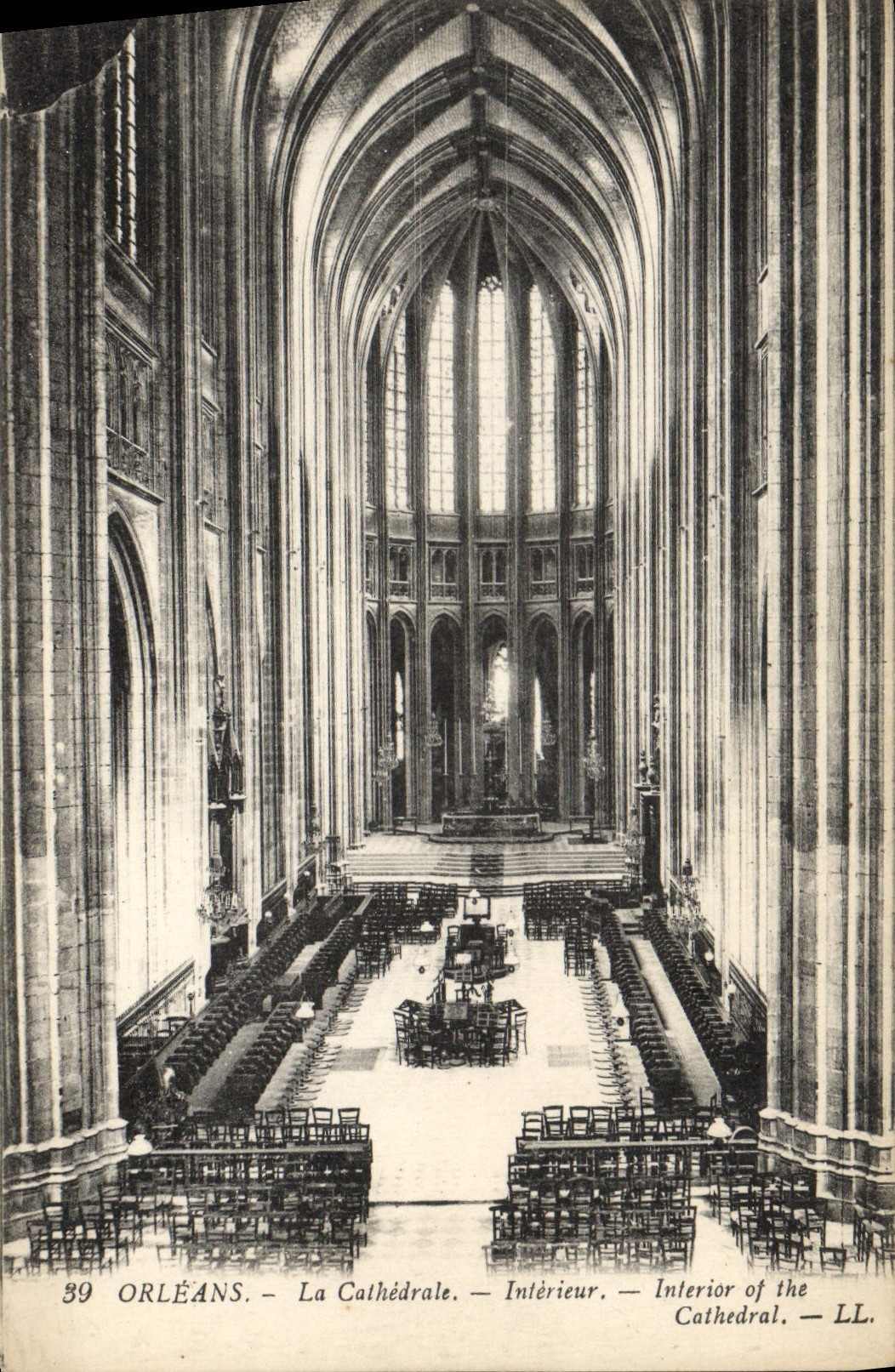 CPA Orleans La Cathedrale Interieur