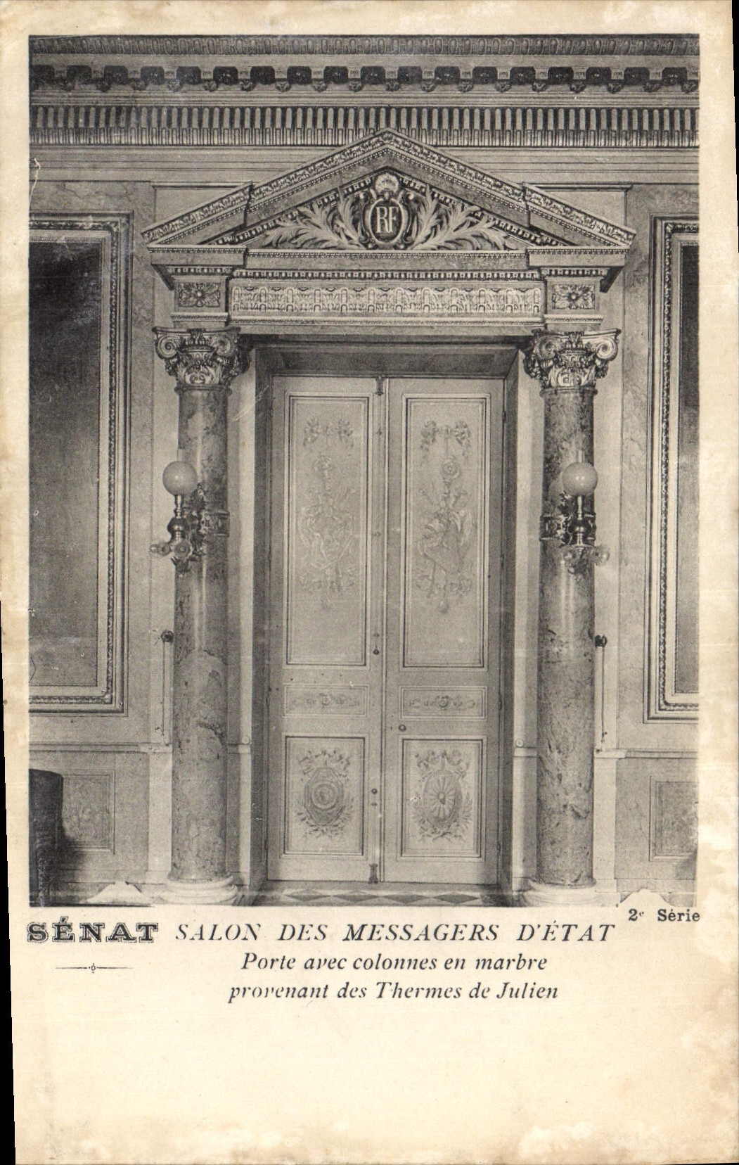 VINTAGE POSTCARD Senat Salon bets Of the Messengers Of State carries with marble columns coming from the Thermal baths of Julien