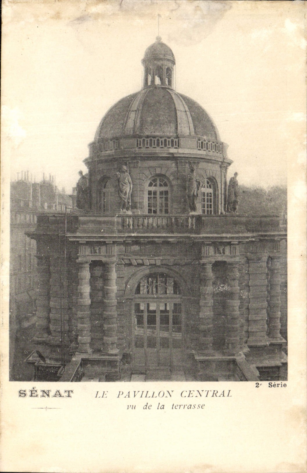 CPA Senat Le Pavillon Central vu de la terrasse