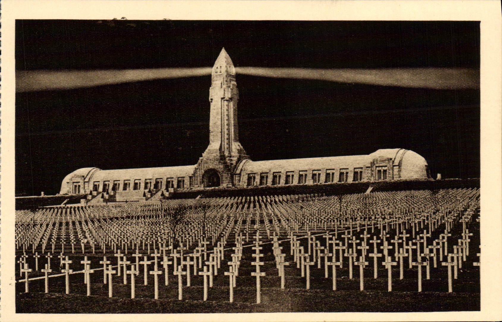 VINTAGE POSTCARD Oussaire and Phare of Douaumont Militaria