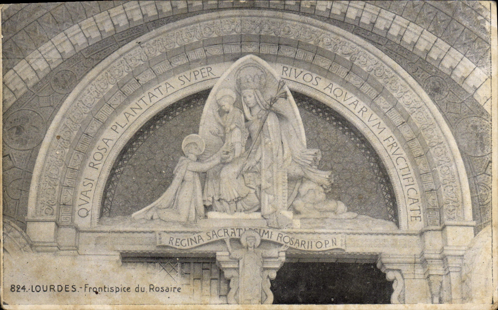 Frontispiece pesado de la POSTAL de la VENDIMIA del rosario